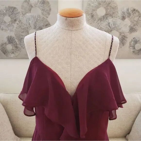 🌹 LEVKOFF 🌹 Flutter Sleeve Chiffon Gown - [Size 12 in Wine] - Picture 3 of 12